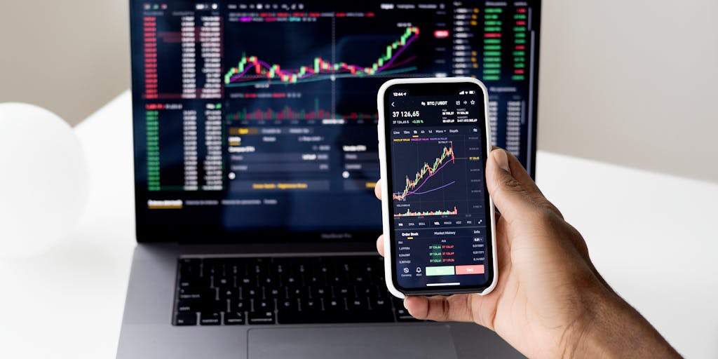 A creative composition featuring a hand holding a smartphone displaying a price comparison app, with streaks of light emanating from the phone to symbolize the speed and efficiency of streak pricing. The background includes blurred images of products.